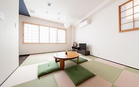 宿 八右ヱ門